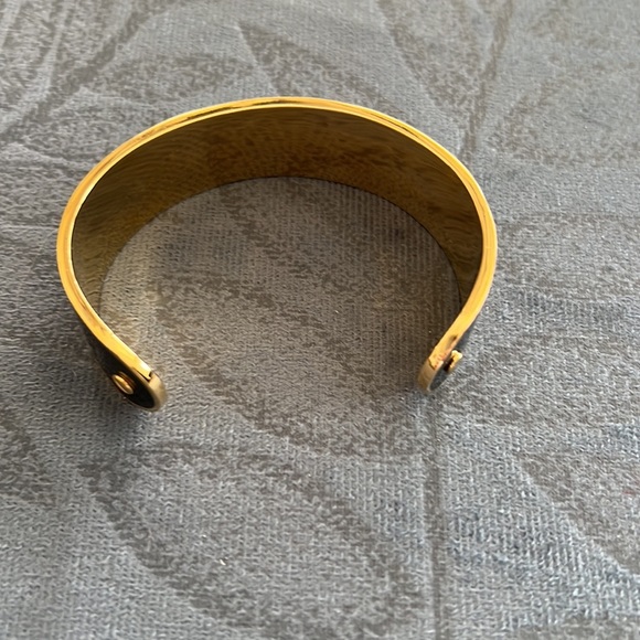 Marc by Marc Jacobs cuff bracelet. - Picture 4 of 5